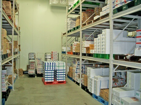 常温の食品・飲料配送に対応